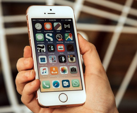 iPhone bị treo khi tải ứng dụng phải làm sao?