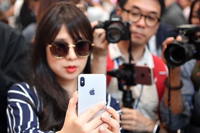 Ưu điểm vượt trội của iPhone X so với iPhone 8