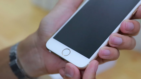 Cách xử lý iPhone tự tắt và không thể khởi động lại