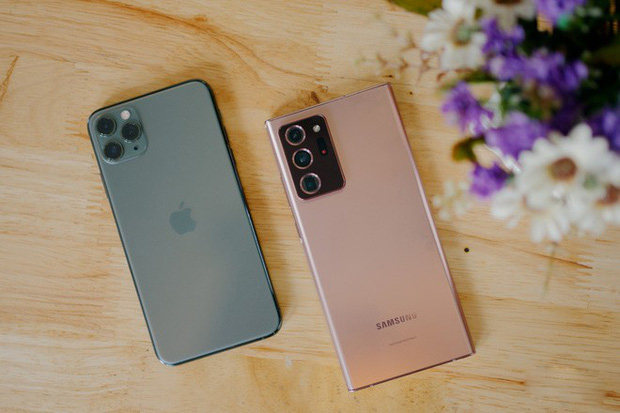So sánh Samsung Galaxy Note20 Ultra với iPhone 11 Pro Max 