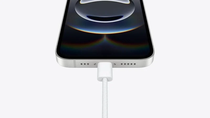 Pin trên iPhone 16e 'trâu' tới đâu, liệu có nhanh hết pin?