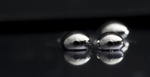 Apple có thể sử dụng kim loại lỏng để chế tạo nút Home cho iPhone