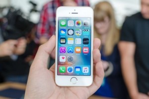Đâu là sự khác biệt giữa iPhone SE và iPhone 5s?