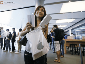 Bất ngờ iPhone SE “cháy hàng” tại Mỹ