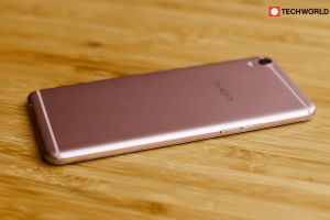 Những điện thoại có vẻ ngoài giống iPhone nhất