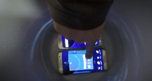 Sam Sung Galaxy S7 Active “chết đuối” khi xuống nước