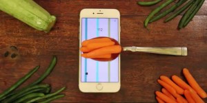 Biến iPhone 6S thành chiếc cân diệu kỳ